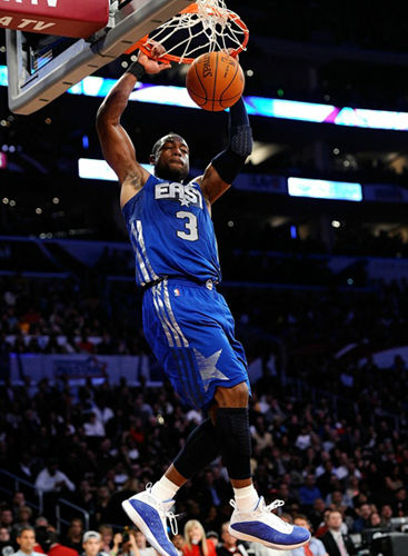 若该前锋具 若该前锋具