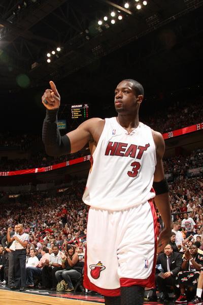 先锁定主题 先锁定主题